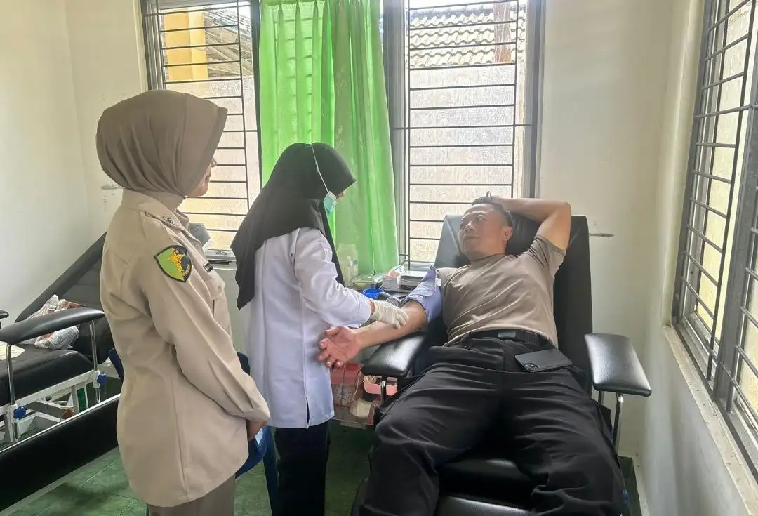 Kapolres Bangka Barat Dorong Aksi Donor Darah Personel