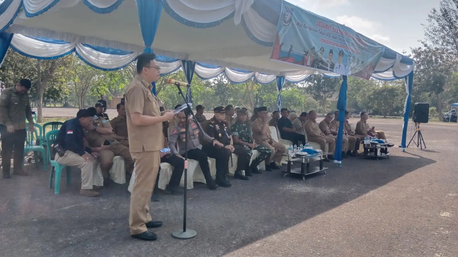 Pemkab Bangka Barat  yang Hanya Mendengar Adalah Pemkab Bangka Barat yang Gagal untuk Buruh