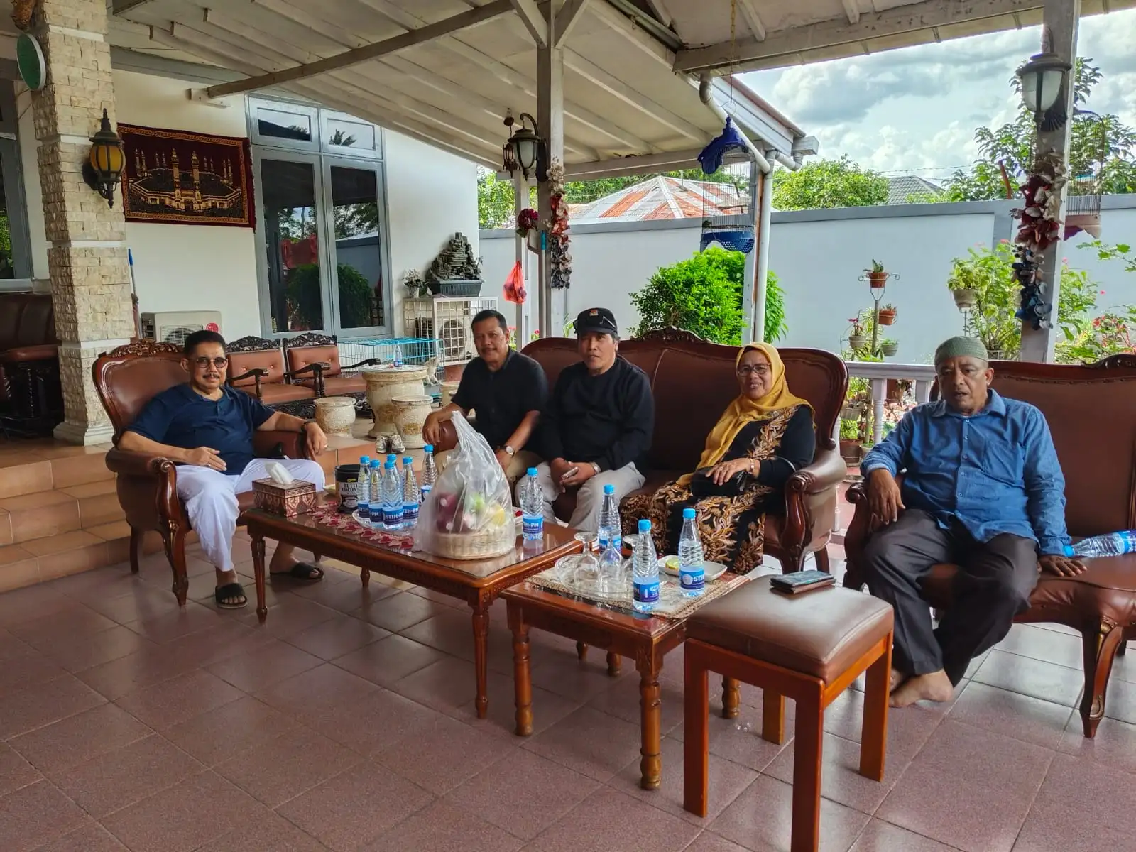 SILATURAHMI PENUH MAKNA! Ketua PW SI Sumbar Mukhlis Mansyur dan Ketua Harian Marsenany Sambangi Kediaman Dr. Eviandi Ibrahim di Payakumbuh