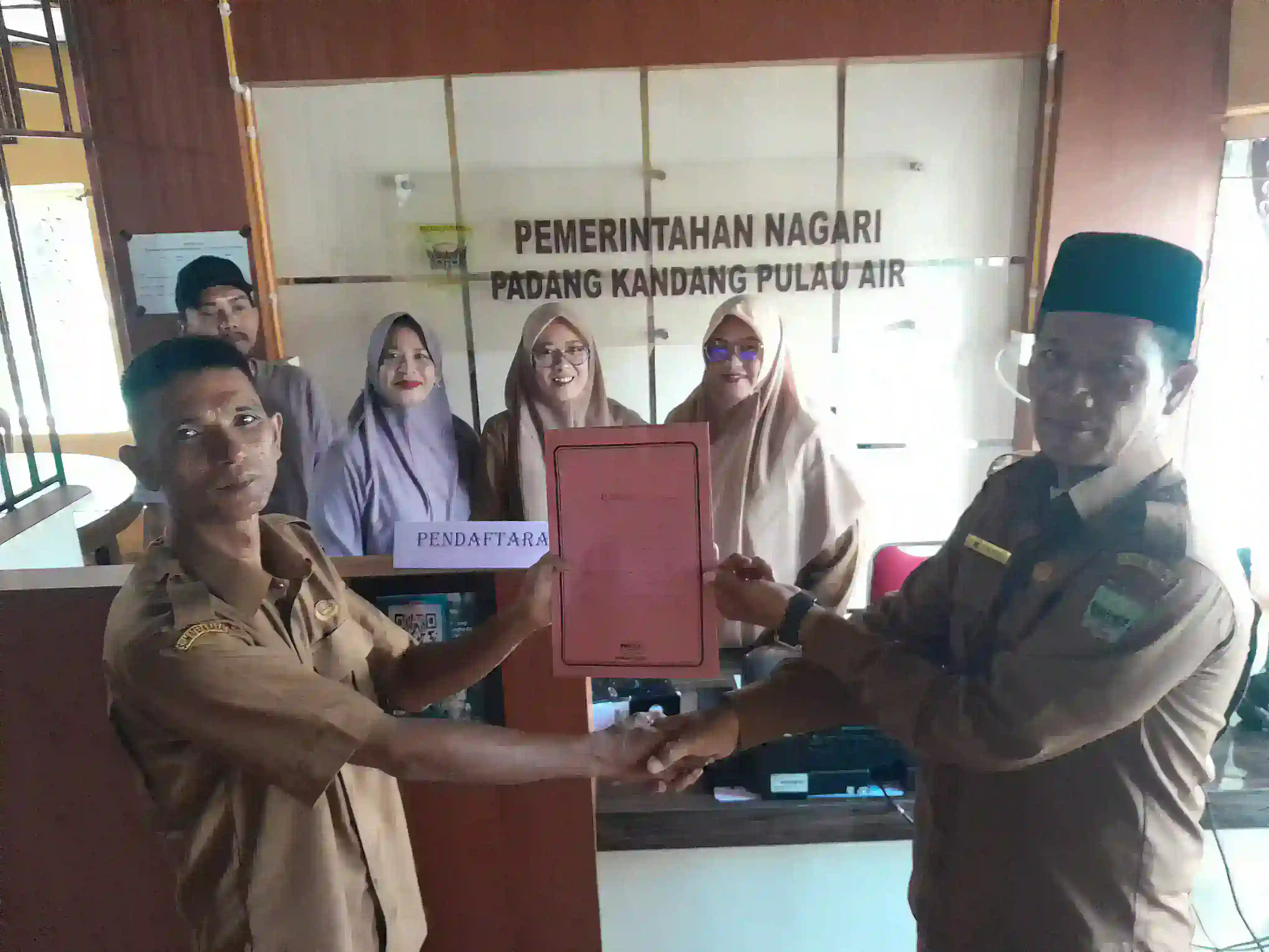 Danil Petahana Resmi Mendaftar sebagai Calon Wali Nagari Padang Kandang Pulau Air, Tekankan Pembangunan Berkelanjutan