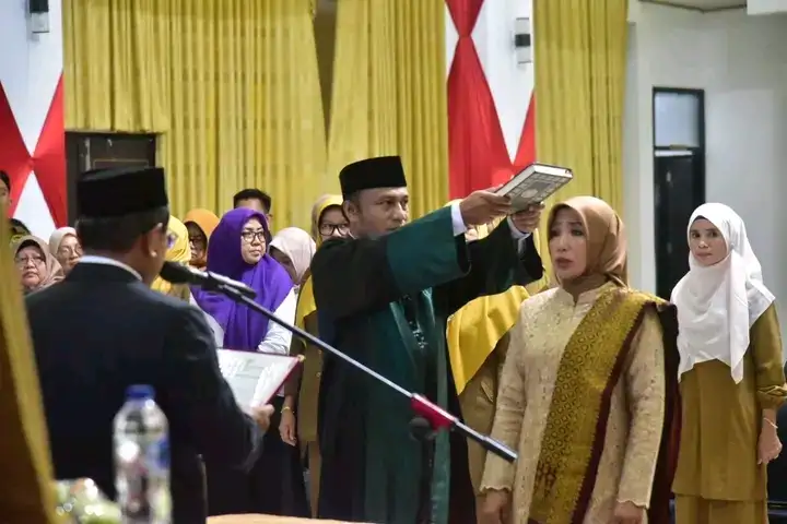 TAK ADA AMPUN! BUPATI TEGASKAN DISIPLIN BESI—BIROKRASI PADANG PARIAMAN SIAP BERSIH & BERINTEGRITAS 